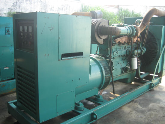 陈仓租赁发电机- 发电机碳刷磨损的原因是什么