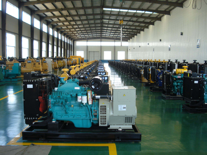 陈仓租赁发电机-柴油发电机组冒蓝烟、冒黑烟、冒白烟故障分析